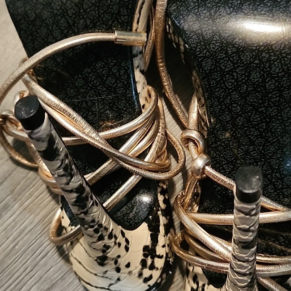 CAPE ROBBIN Grey Python Strappy Heel - Picture 3 of 5